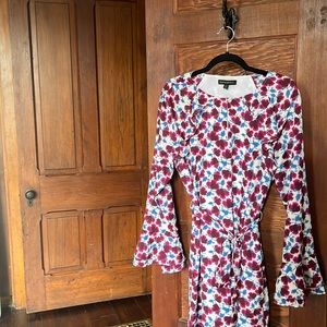 Lightweight Banana Republic dress, blue, white, cranberry. Tags on, sized L